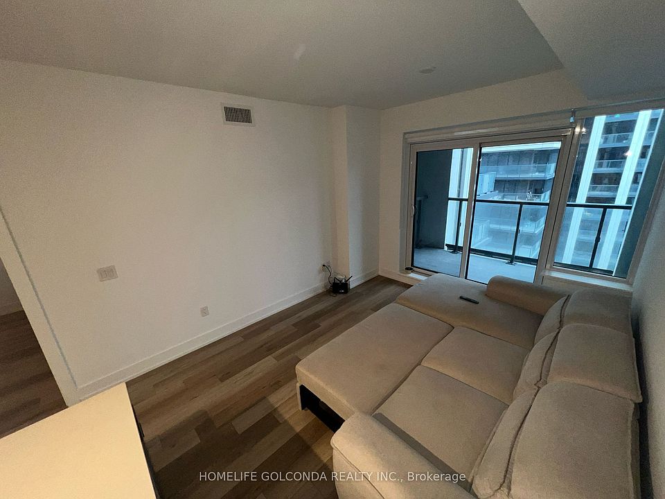 1st image of 9 Clegg Rd #901