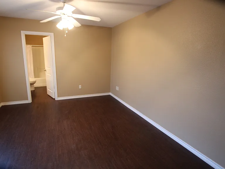 19391 King Ranch Dr — Photo 22