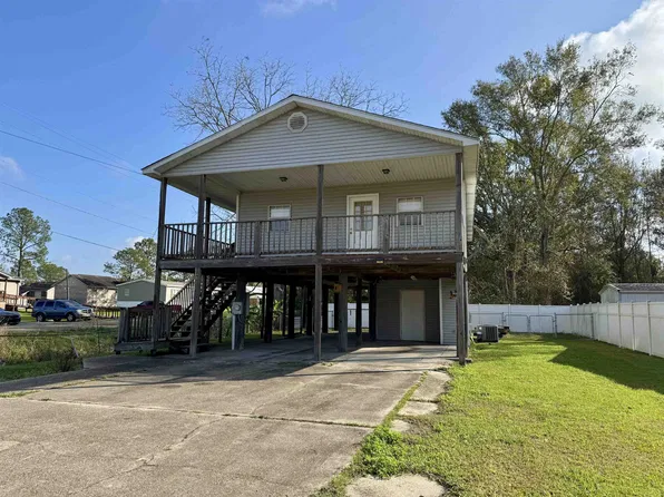 1201 Theresa St, Franklin, LA 70538