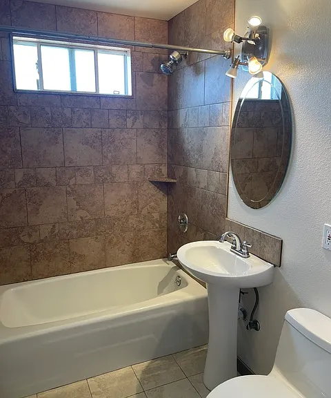 742 Poli St — Photo 7