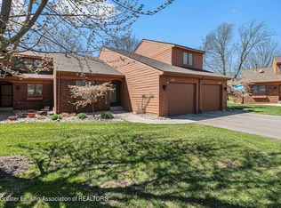 1377 Bent Tree Dr, Hudsonville, MI 49426