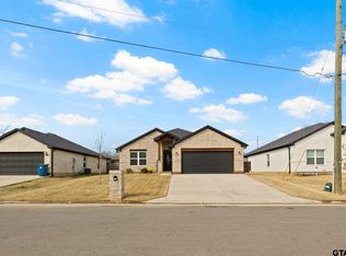 103 Saint James St, Mount Pleasant, TX 75455