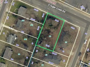 1414 E Sugar Creek Rd, Charlotte, NC 28205