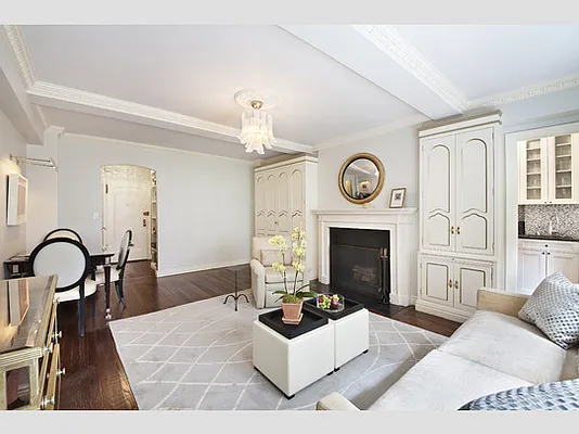 Sold by Stribling | media 23