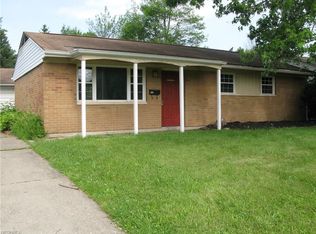 379 Cathy Dr, Munroe Falls, OH 44262