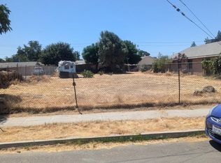 403 W Lorena Ave, Fresno, CA 93706