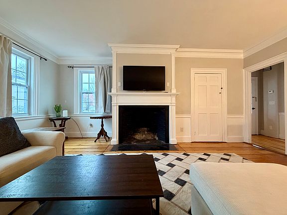 2nd image of 10 Harris St #A