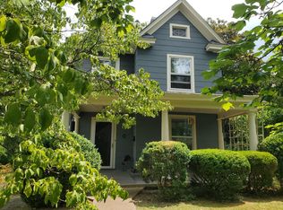 14 Houston St, Lexington, VA 24450