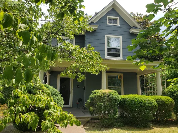 14 Houston St, Lexington, VA 24450