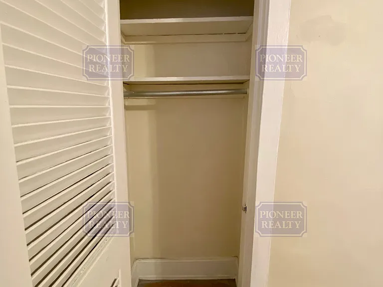 3110 Kensington Ave — Photo 10