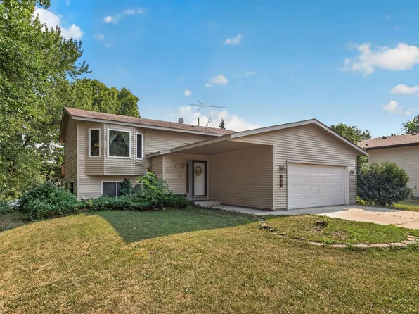 606 8th St NW, Buffalo, MN 55313