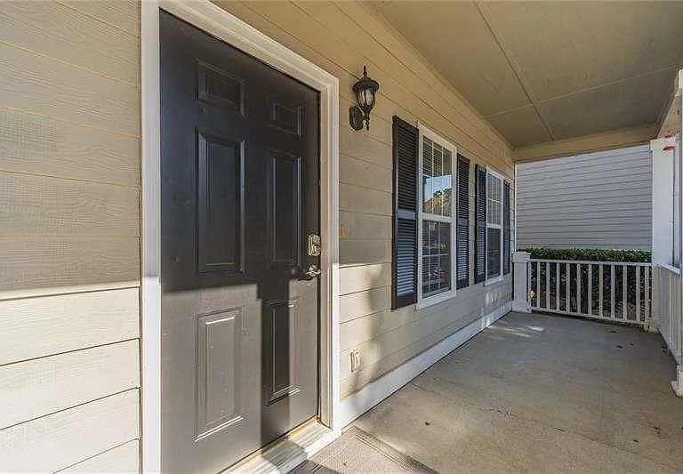 2716 Lake Park Rdg E — Photo 5
