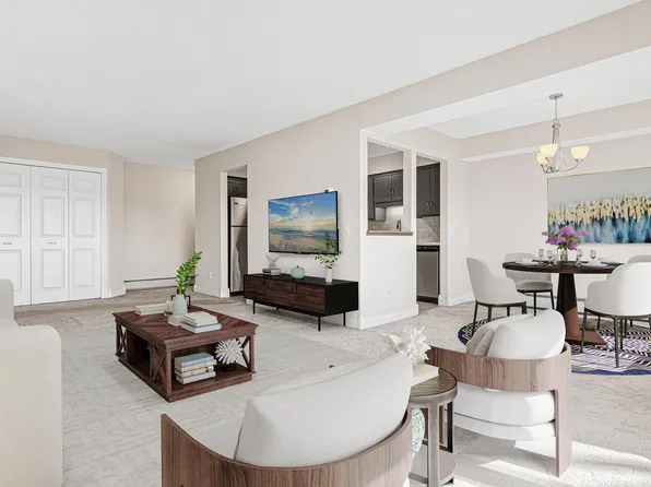 14827 Endicott Way APT 213, Apple Valley, MN 55124