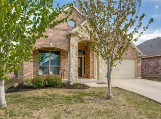 3957 Hollow Lake Rd, Roanoke, TX 76262