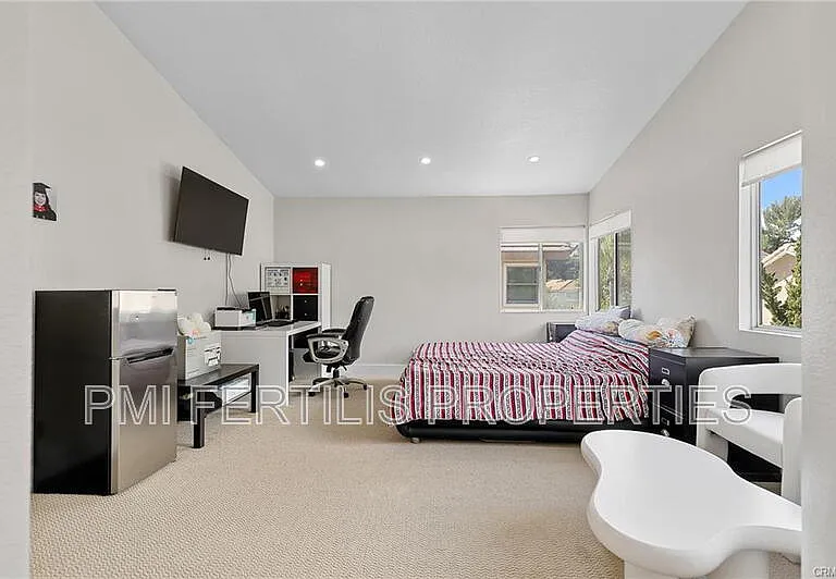 2116 Sun Ridge Dr — Photo 23