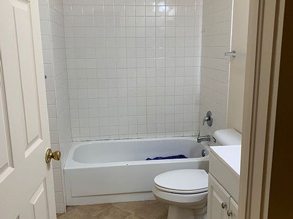 2nd image of 9 N Central Ave #8645546