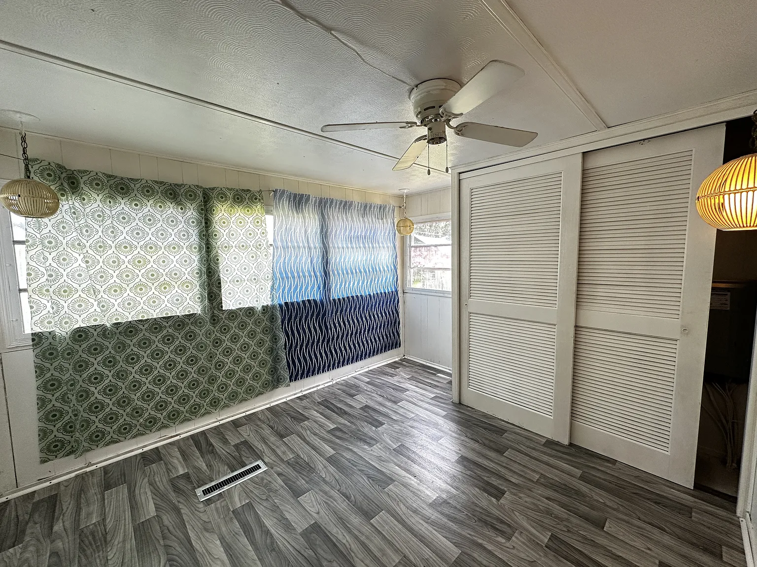 817 Parks Street - 1 — Photo 4