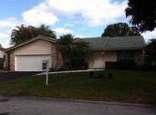 937 NW 83rd Dr, Coral Springs, FL 33071