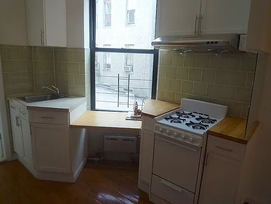 Rented by Authentic Realty | media 20