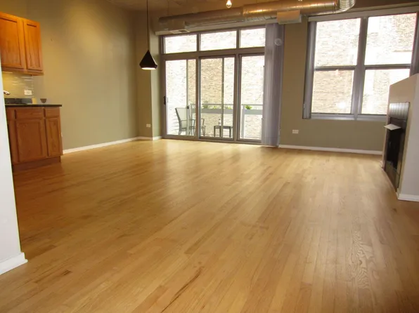 933 W Van Buren St APT 626, Chicago, IL 60607