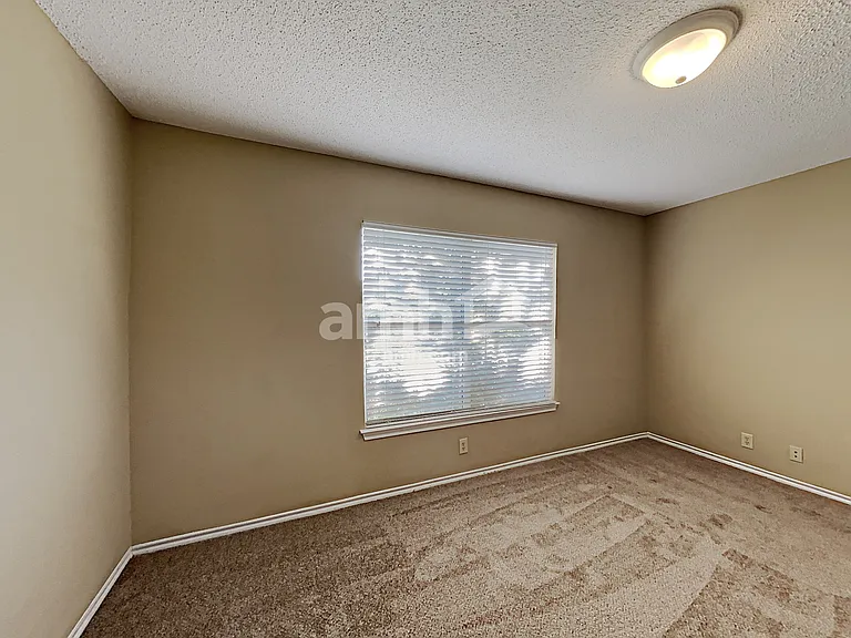 10542 Westfield Pl — Photo 14
