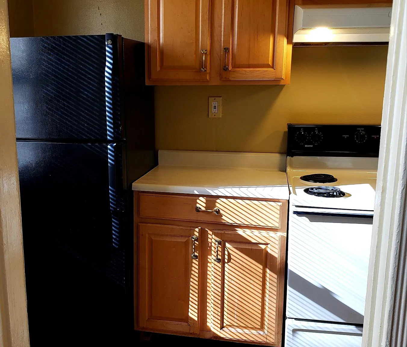 2 bed, 800 sqft, $1,400 — Photo 2