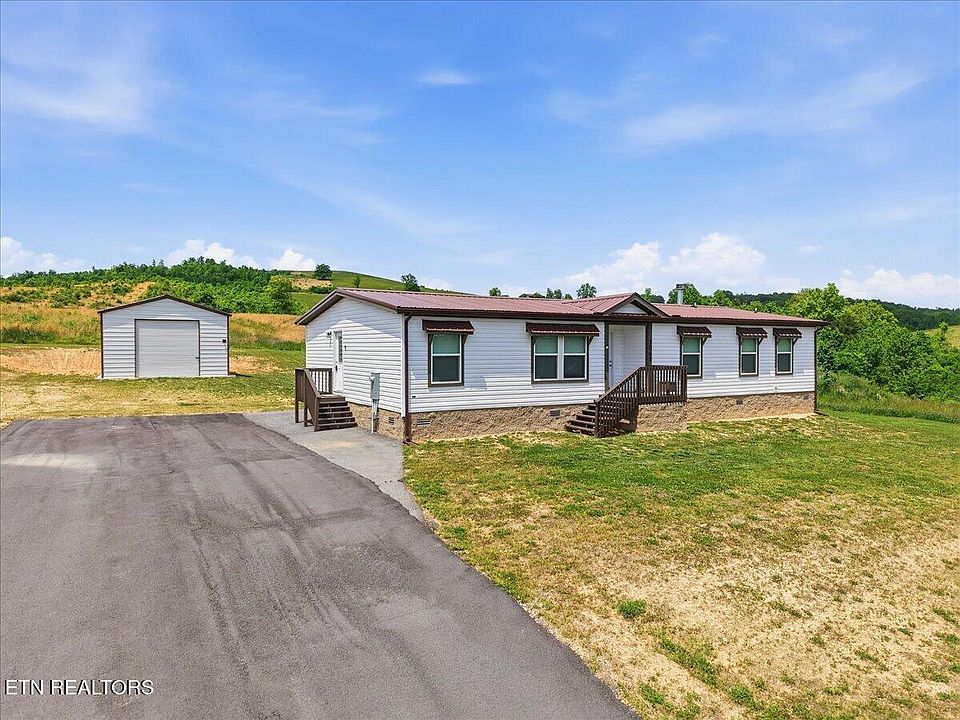 1st image of 1068 Elaine Dr