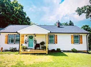 316 Indian Ridge Rd, Greenville, VA 24440