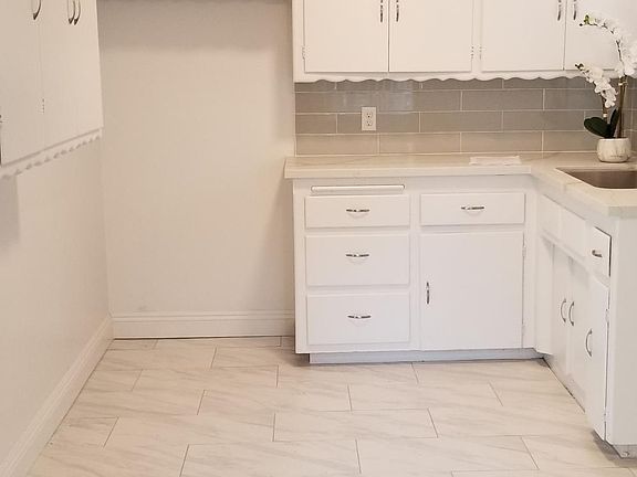 4th image of 1755 E 2nd St APT 1