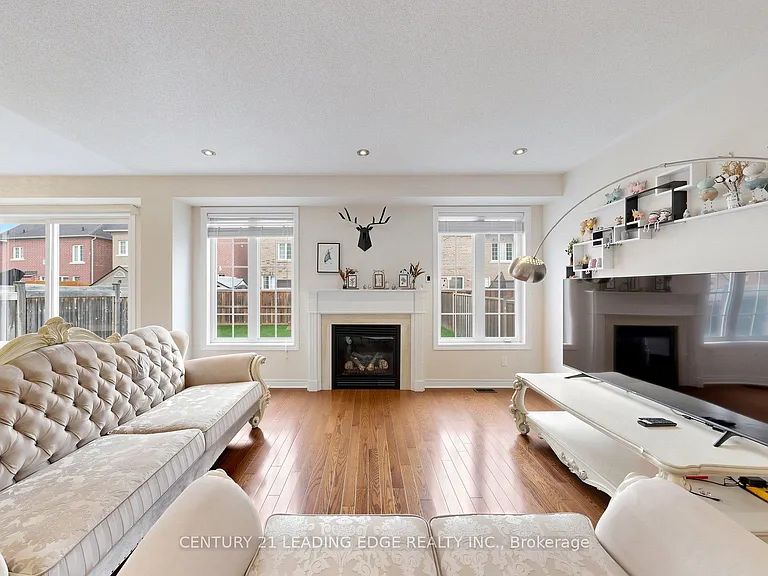 72 Staglin Ct — Photo 3