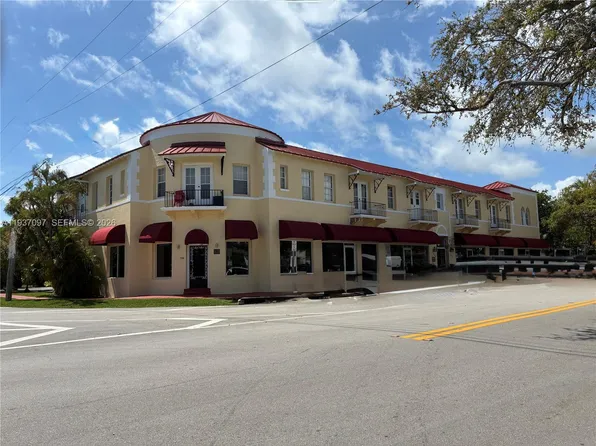 700 W 51st St #5, Miami Beach, FL 33140