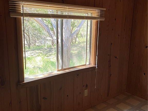 3rd image of 403 Jaworski Cir #A