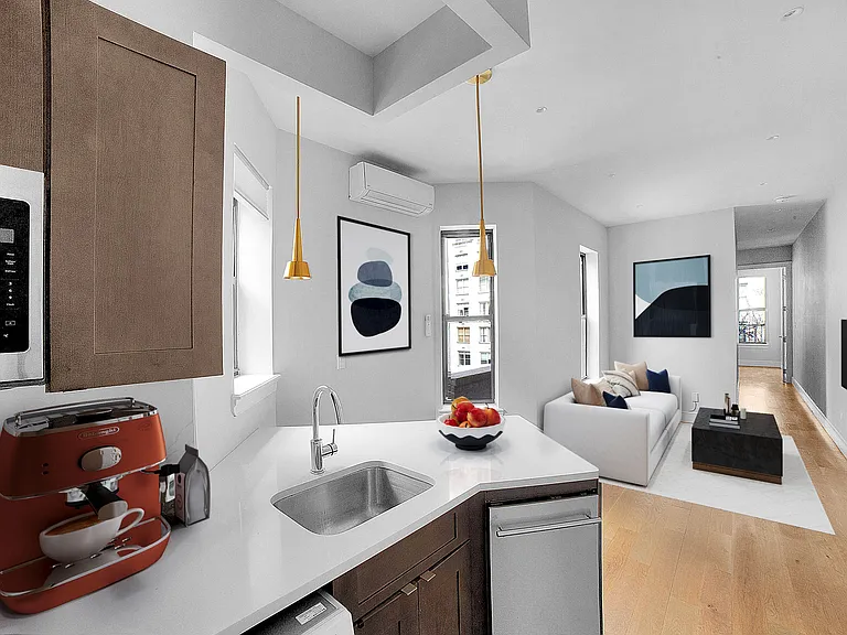 218 E 74th St #5W — Photo 1
