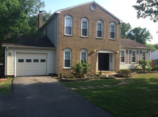 8108 Edinburgh Dr, Springfield, VA 22153