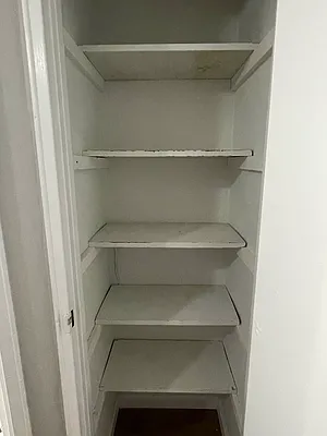 Rented by Amorelli Realty | media 20