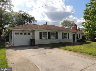 6208 Abilene St, Springfield, VA 22150