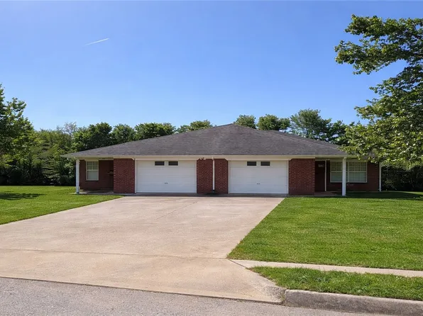 2717 E Braxton Ave, Springdale, AR 72764