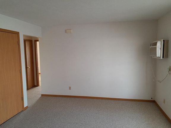 5th image of 1141 Minns Dr APT 6