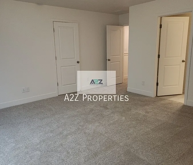 924 S 850 W — Photo 22