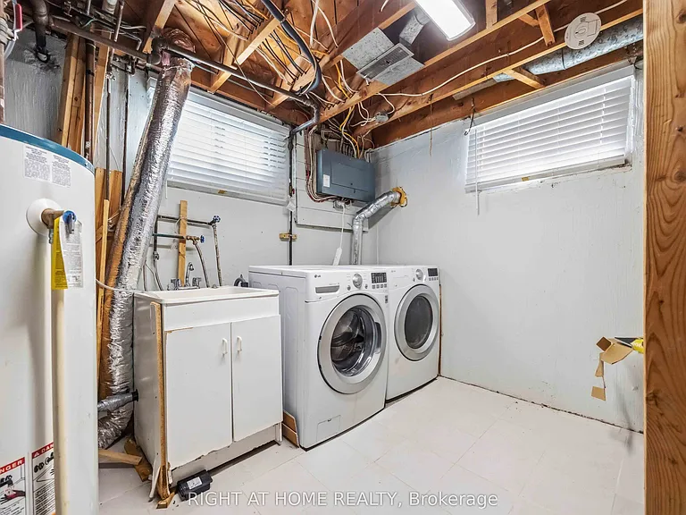 1 Mozart Ave — Photo 37