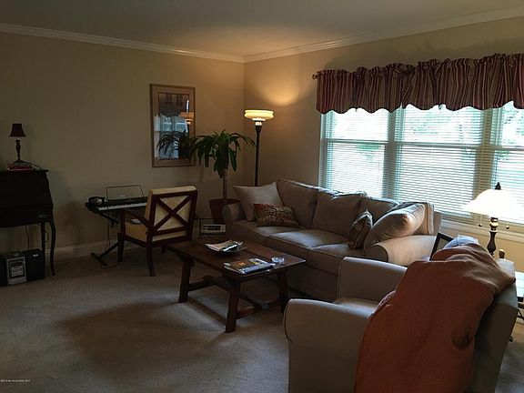 4th image of 496D Thornbury Ct