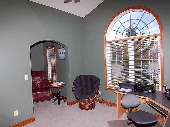 4th image of 10083 Sonoma Ct