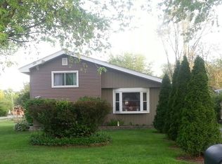 29W313 Ray Ave, West Chicago, IL 60185