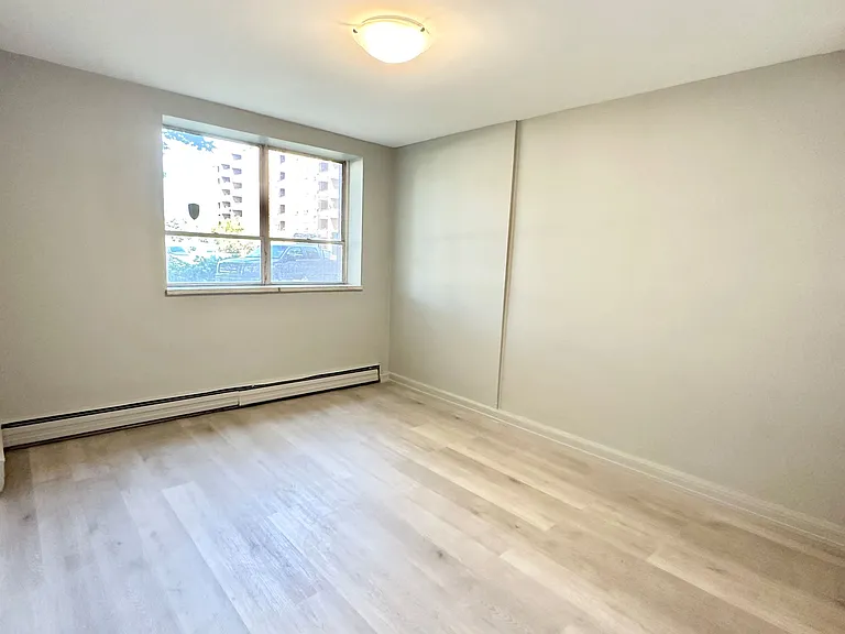 2445 Woodward Ave #103 — Photo 5