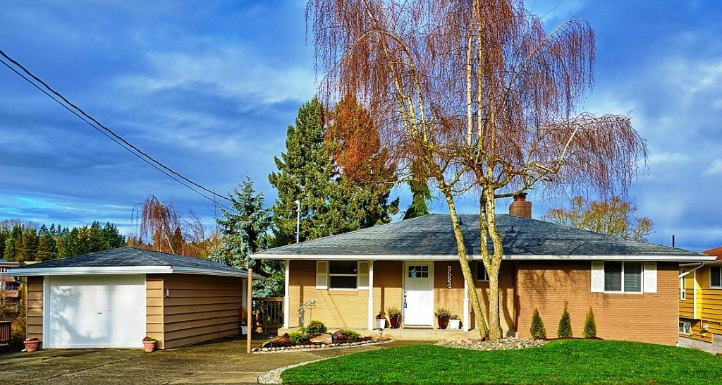 Lake Forest Park, WA 98155