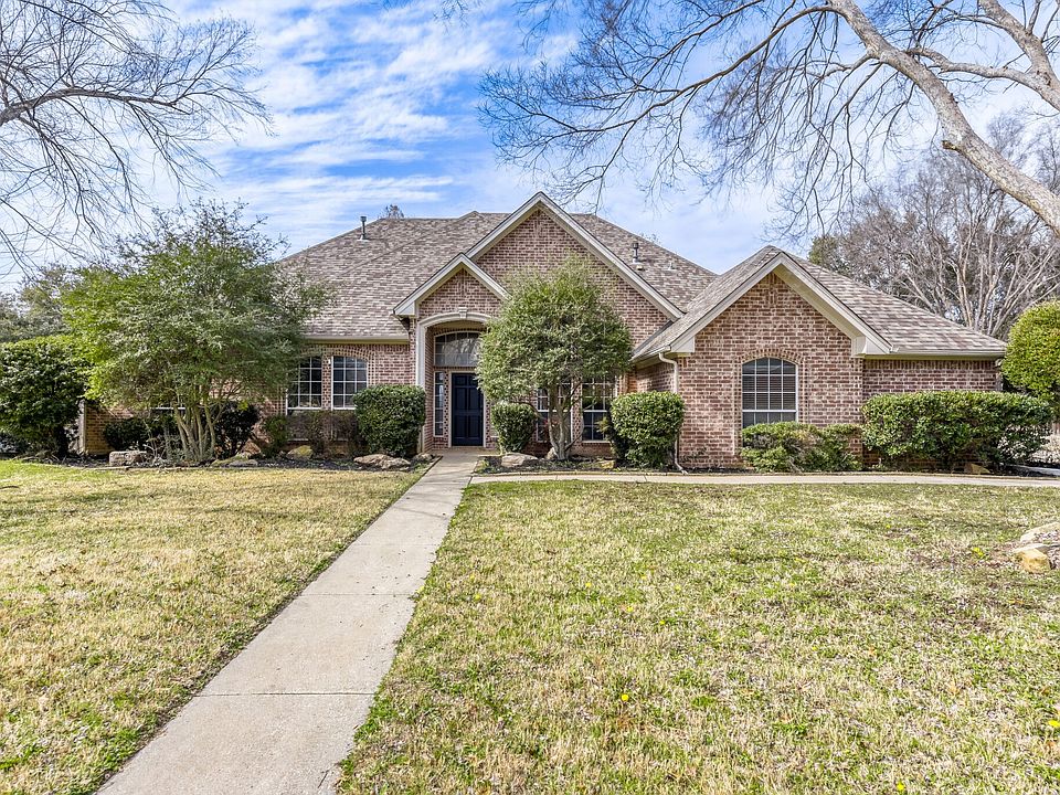 1st image of 27 Wellington Oaks Cir