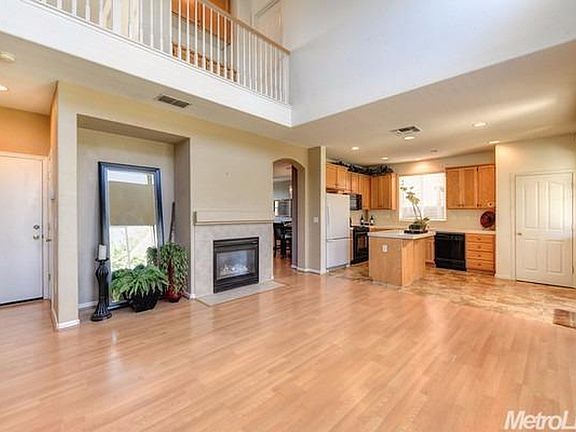 4th image of 9347 Sierra River Dr