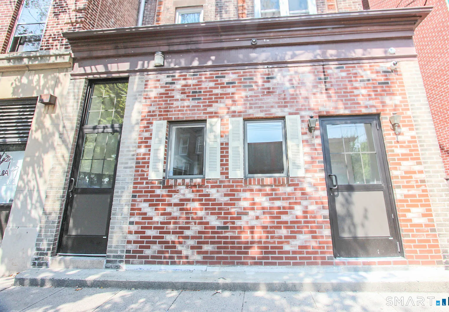 3 bed, 1.0 bath, 1500 sqft, $2,600 — Photo 1