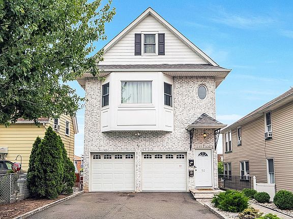 2nd image of 92 Dow St #2