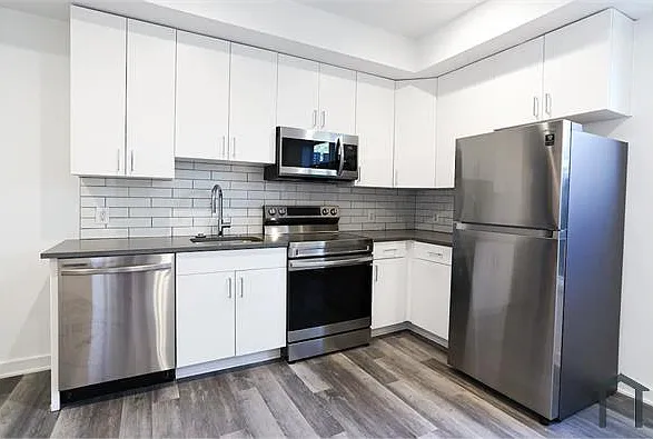 2215 Minnesota Ave SE #9